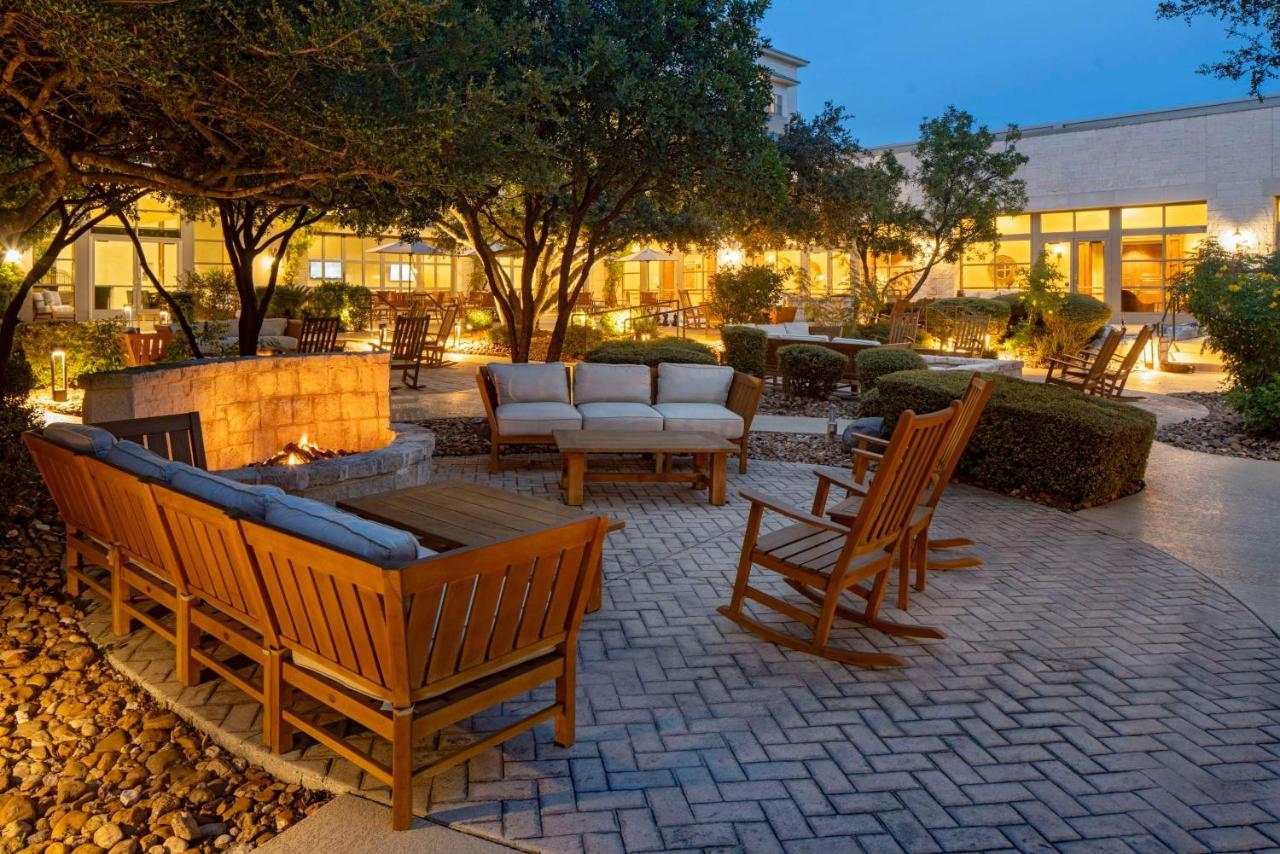 Готель Hilton San Antonio Hill Country Екстер'єр фото